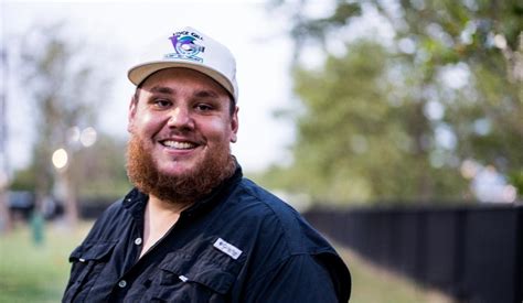 does luke combs write his own music? exploring the depth of his songwriting skills